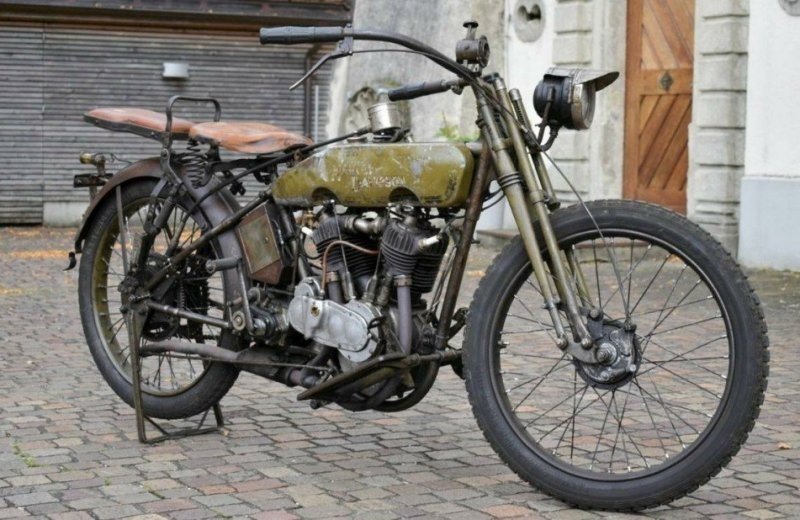 Motor peter gillis 17